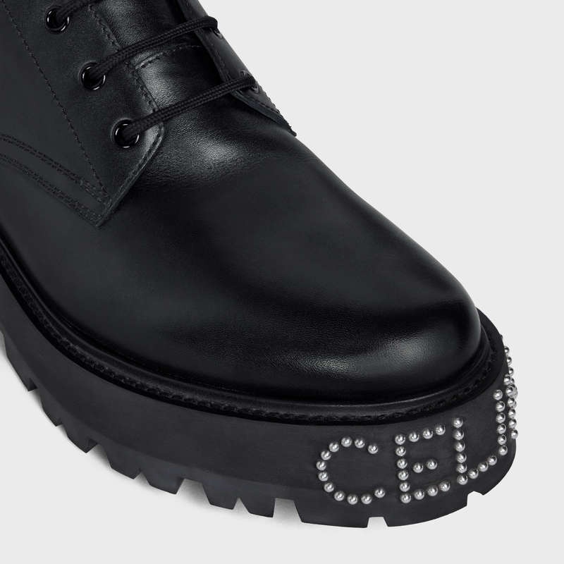 Botte Celine Bulky Dentelle-up With Studded Outsole In Shiny Bull Noir | CL-591878